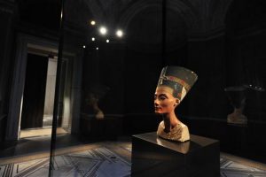Thutmose statue of Nefertiti on display in Neues Museum, Berlin, Germany