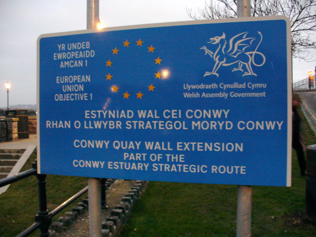Welsh street signs