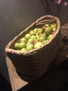 Apples for the guest by the 1 staff hotel.