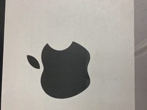 Apple everyone likes apples. 
