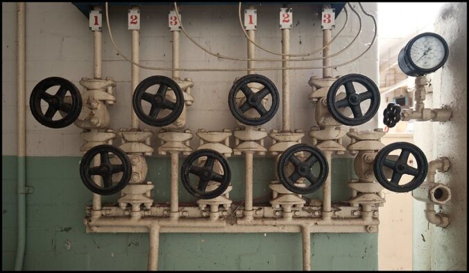 valves with shut-off wheels