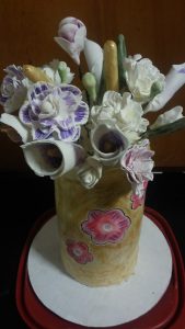 flower vase cake