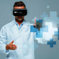 Virtual Reality Headset in the medical field. Group 2 ENG2575-OL72