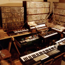 Electronic music equipment